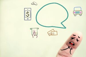 女性の一人暮らしで周りの音が気になる原因は何ですか？