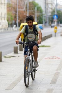 女性の一人暮らしにおすすめの宅配業者の本物の見分け方は？