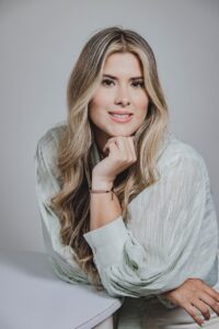 女性の一人暮らしに最適な表札管理会社はどこ？