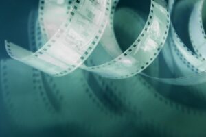 窓の防犯シートとフィルムの違いは何ですか？